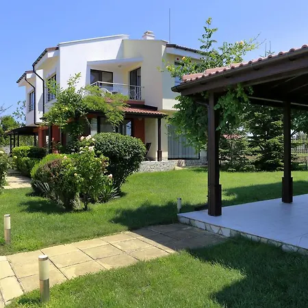 Saint Stefan Villas *