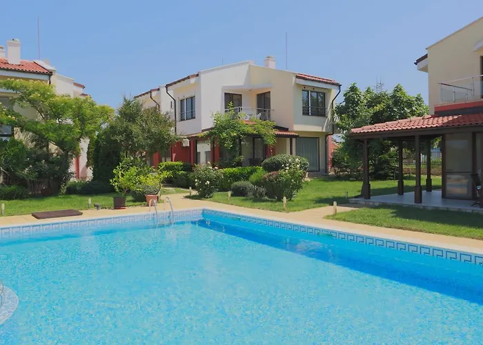 Villa Saint Stefan Villas *